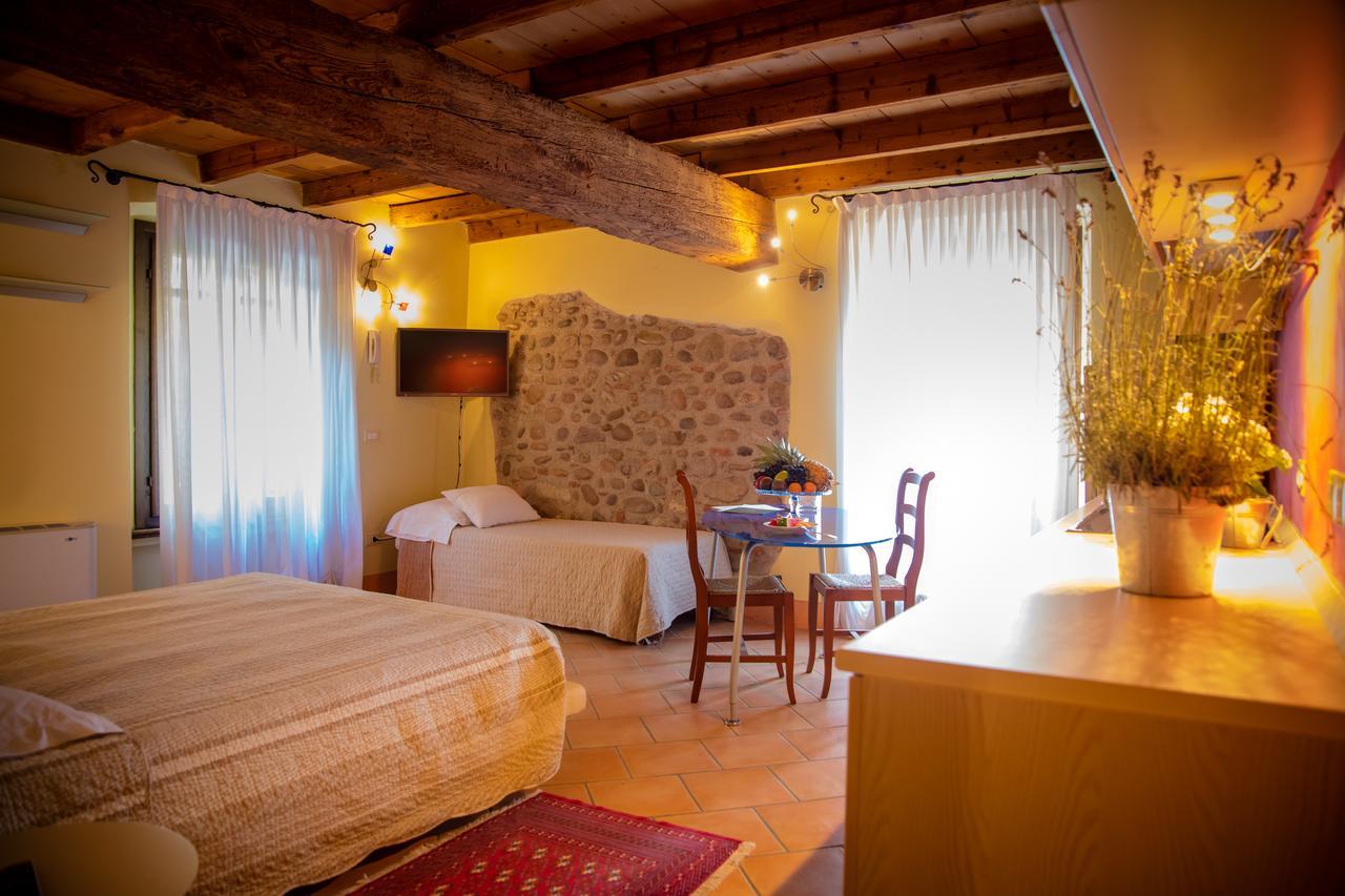 Agriturismo Villa Dei Mulini Volta Mantovana Buitenkant foto
